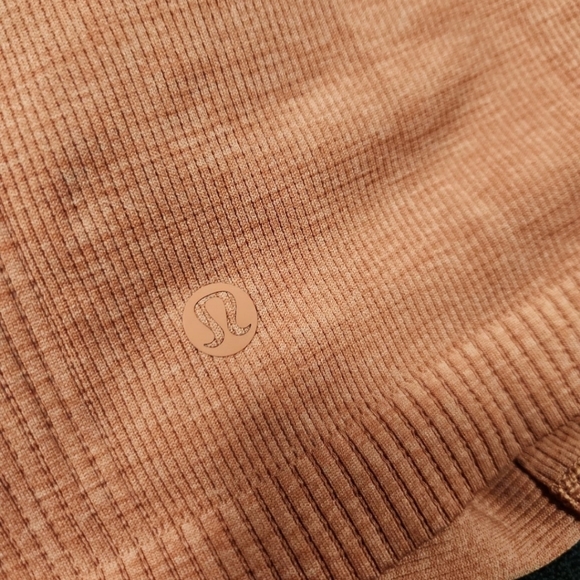 Lululemon Yin Vibes Turtleneck Small 4 6 - Picture 5 of 8
